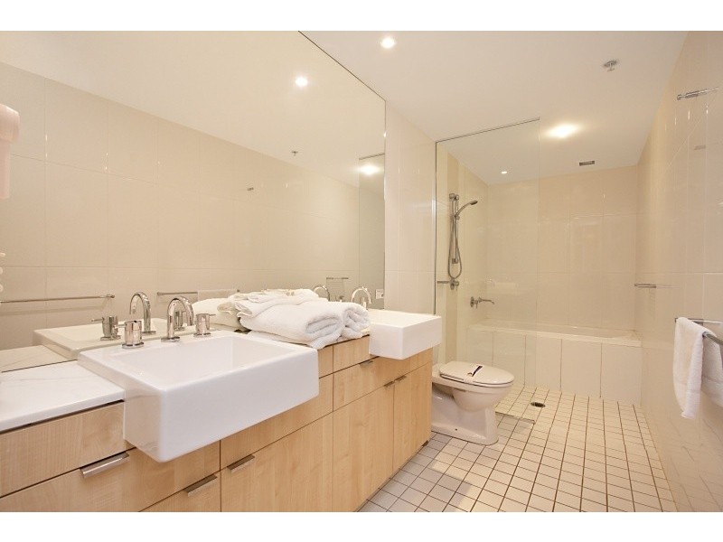 606/3 McLean Street, Coolangatta QLD 4225