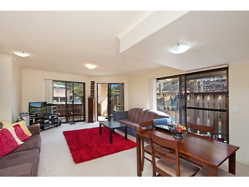 1/53 Stapylton Street, Coolangatta QLD 4225