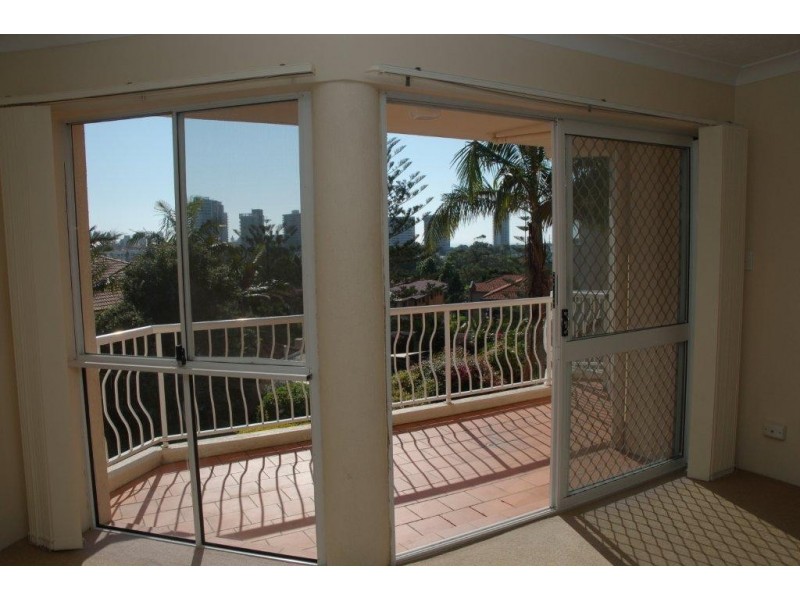 14 / 31-33 Dutton St, Coolangatta QLD 4225