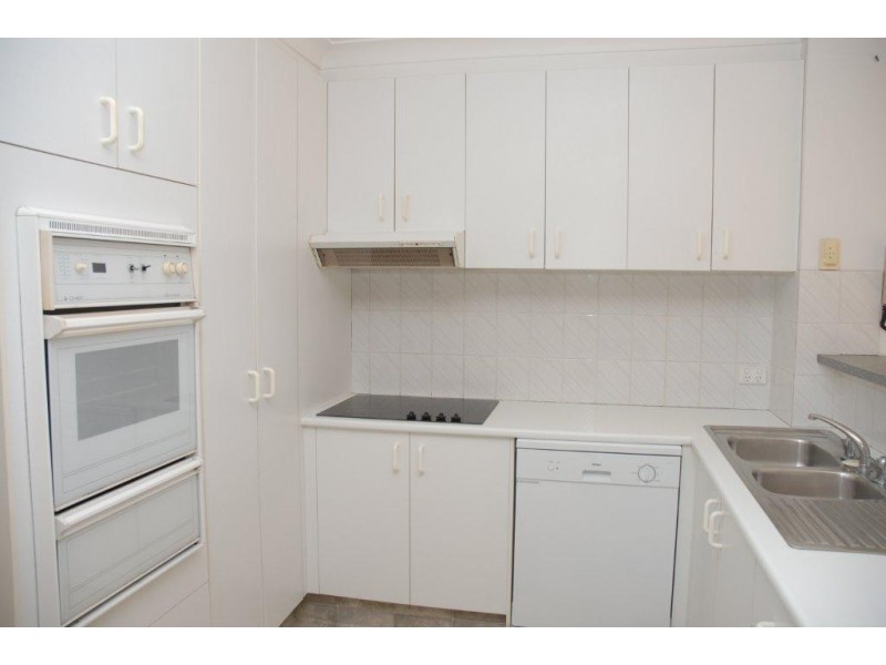 14 / 31-33 Dutton St, Coolangatta QLD 4225