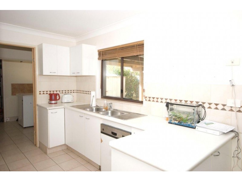 69 Jacaranda Ave, Tweed Heads West NSW 2485