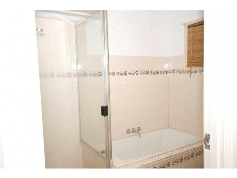 69 Jacaranda Ave, Tweed Heads West NSW 2485