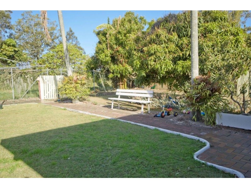 17 Blue Waters Crescent, Tweed Heads West NSW 2485