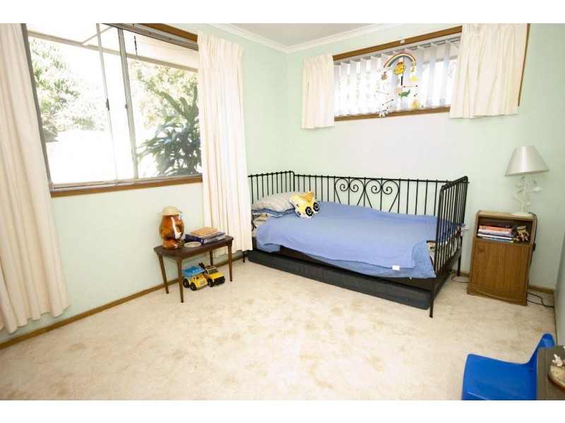 17 Blue Waters Crescent, Tweed Heads West NSW 2485