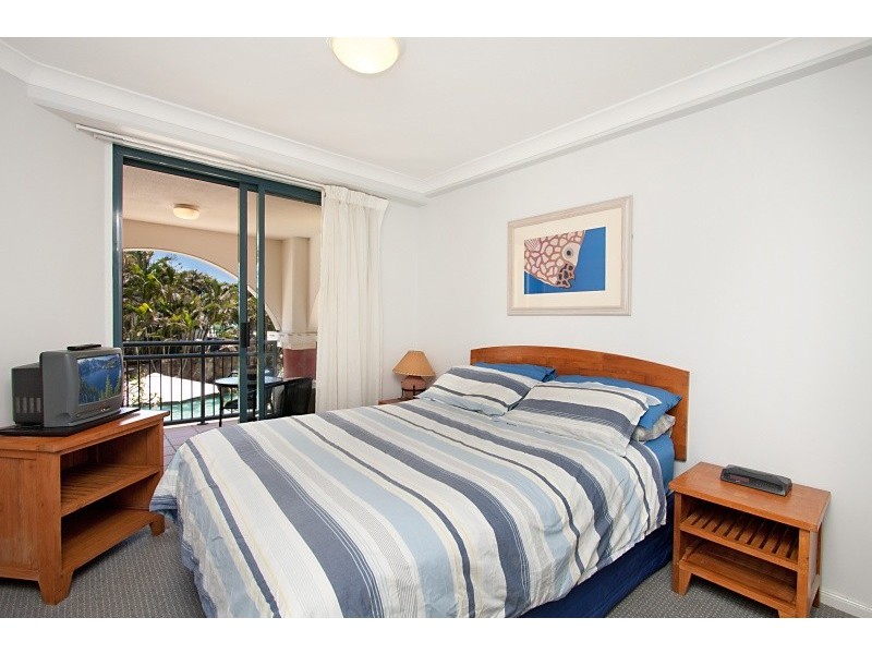 239-241/99 Griffith Street, Coolangatta QLD 4225