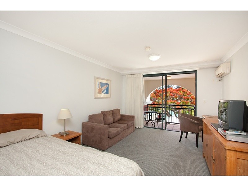 239-241/99 Griffith Street, Coolangatta QLD 4225