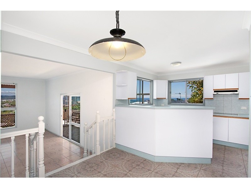 28 Rutledge Street, Coolangatta QLD 4225