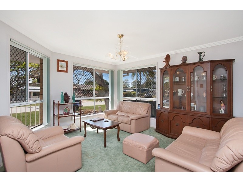 1 Floral Avenue, Tweed Heads South NSW 2486