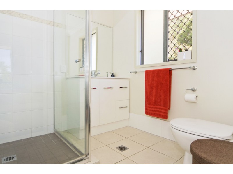 9 Belah Court, Banora Point NSW 2486