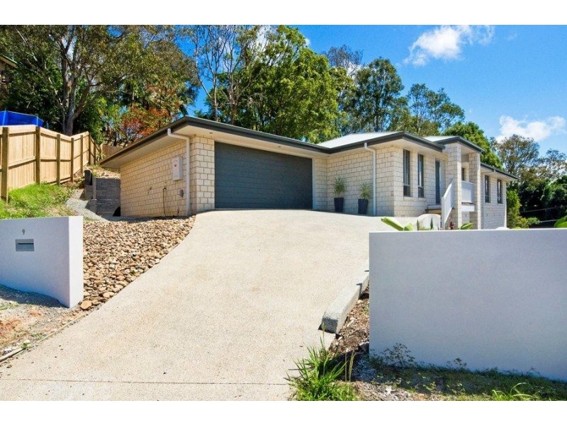 9 Belah Court, Banora Point NSW 2486