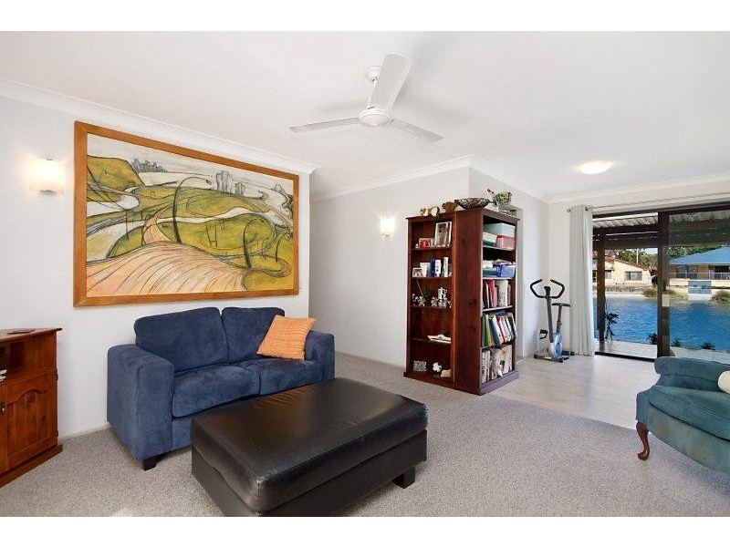 2/72 Jacaranda Ave, Tweed Heads West NSW 2485