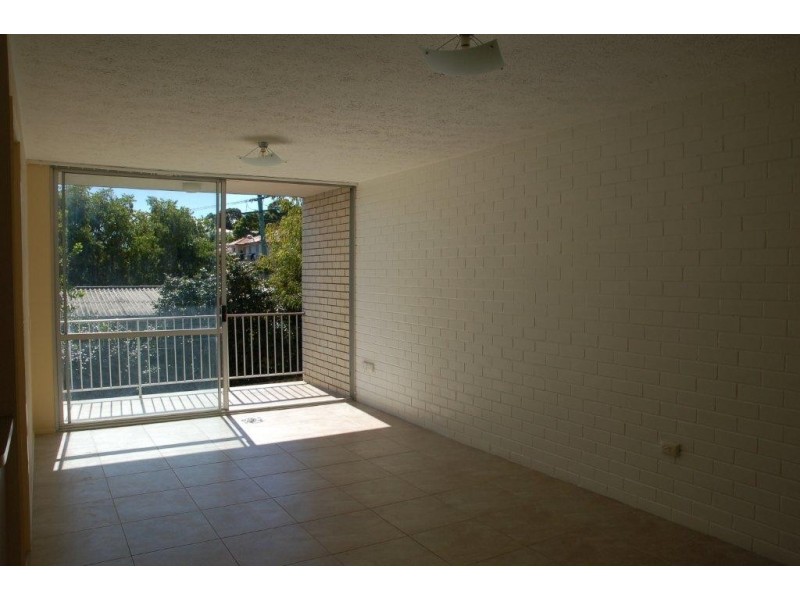 9/28 Miles St, Coolangatta QLD 4225