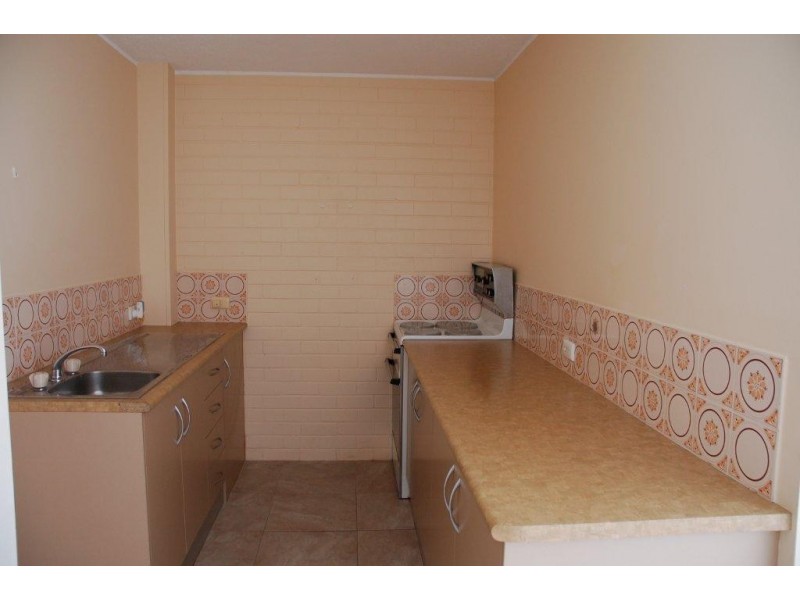 9/28 Miles St, Coolangatta QLD 4225
