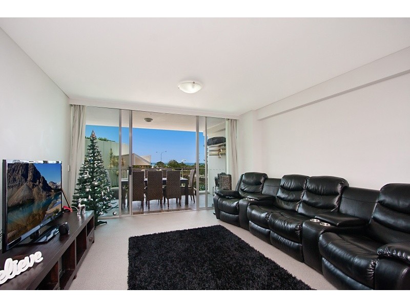 002/2 Creek Street, Coolangatta QLD 4225
