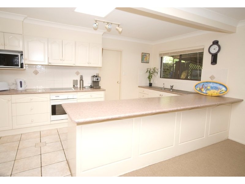 22 Lakes Drive, Tweed Heads West NSW 2485