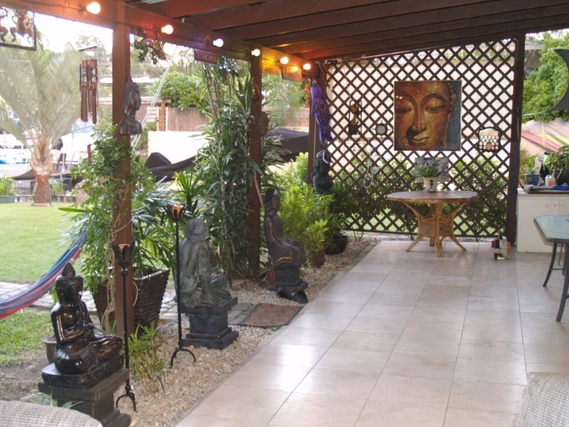 22 Lakes Drive, Tweed Heads West NSW 2485