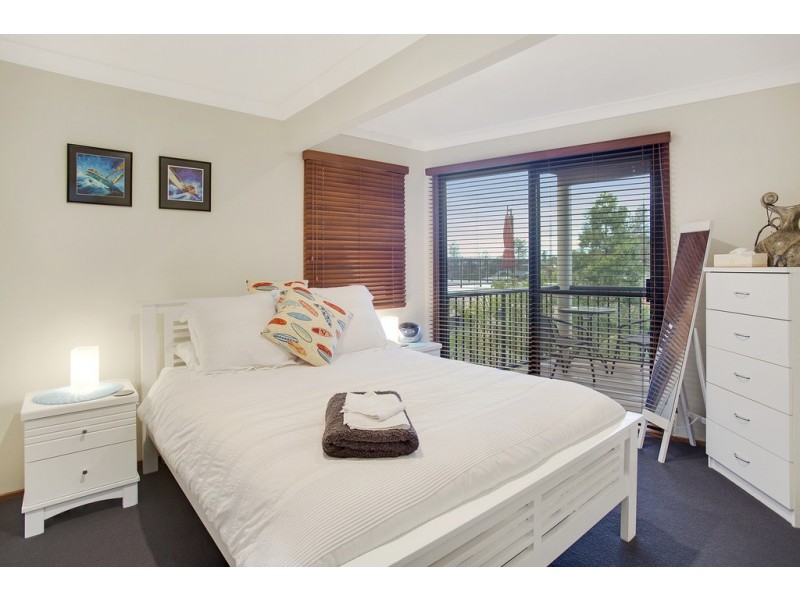 36 Tweed Street, Coolangatta QLD 4225