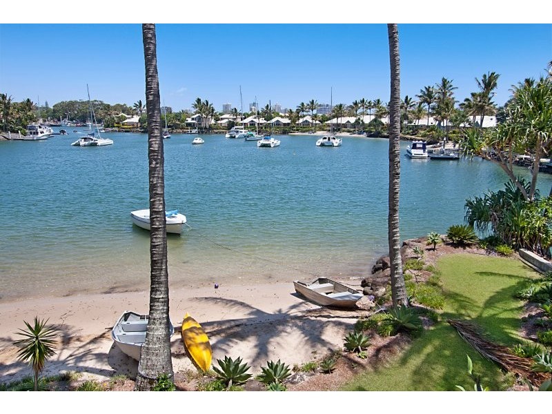 2/1 Island Drive, Tweed Heads NSW 2485