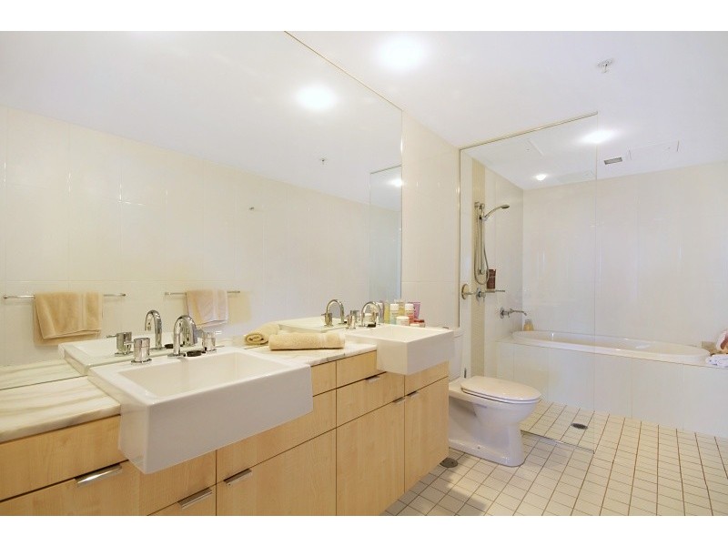 1201/3 McLean Street, Coolangatta QLD 4225