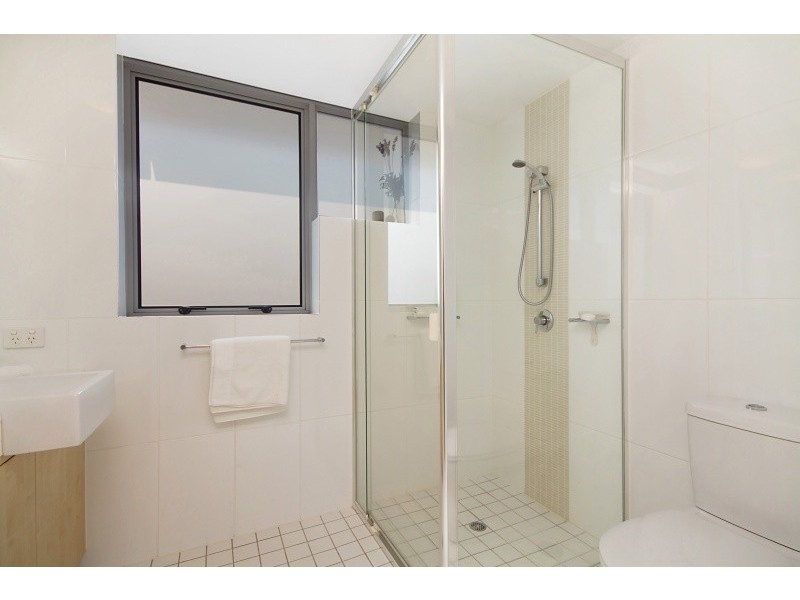 1201/3 McLean Street, Coolangatta QLD 4225