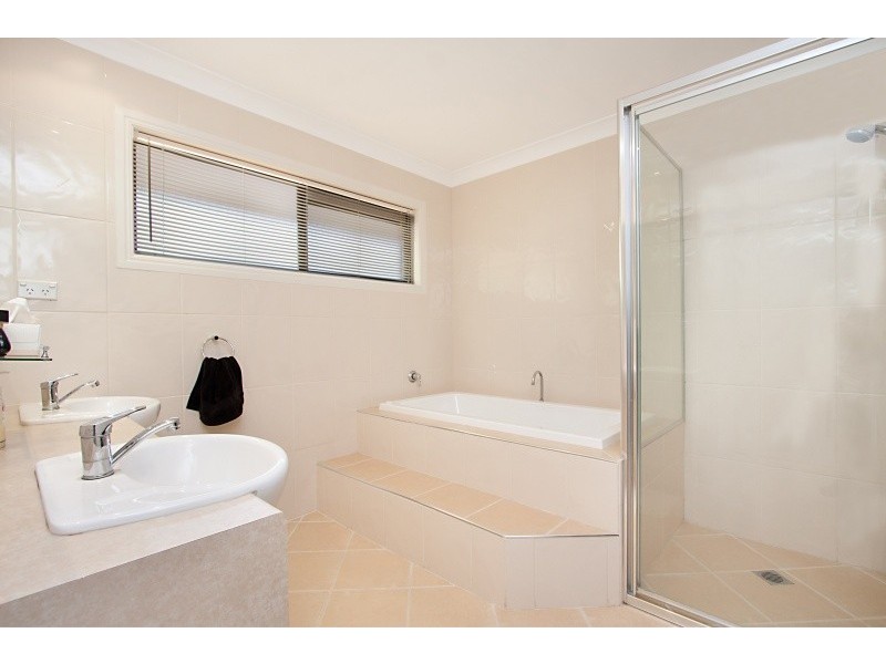 2 Biral Close, Bilambil NSW 2486