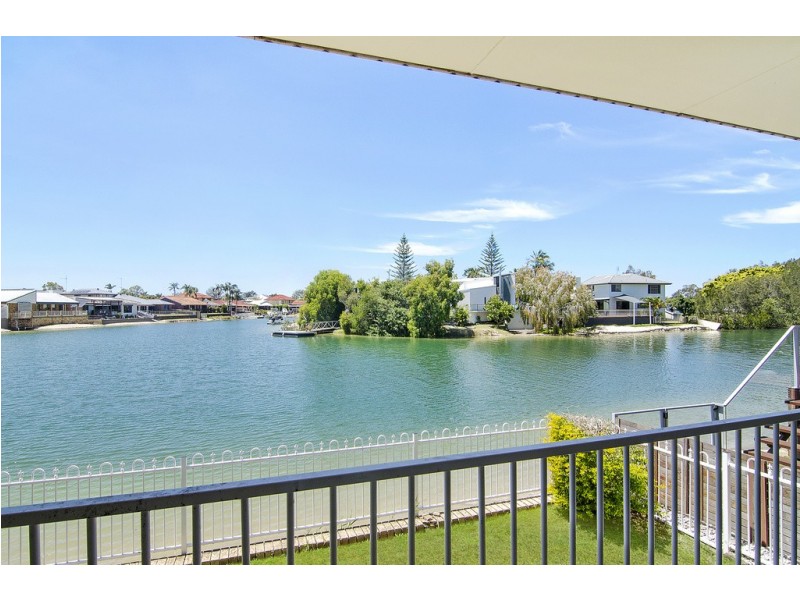 1/37 Shearwater Pde, Tweed Heads NSW 2485