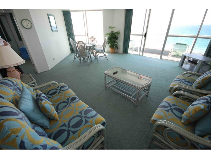 114/62 Marine Parade, Coolangatta QLD 4225