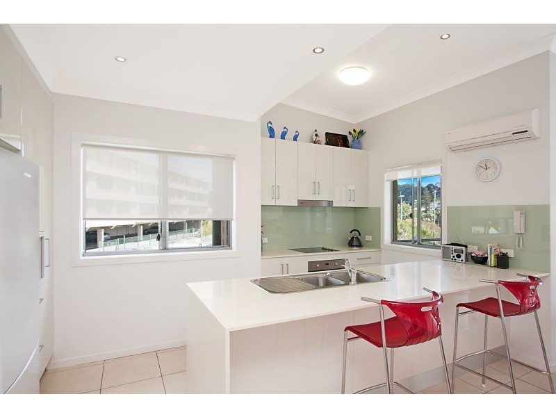 7/19 Dixon Street, Coolangatta QLD 4225