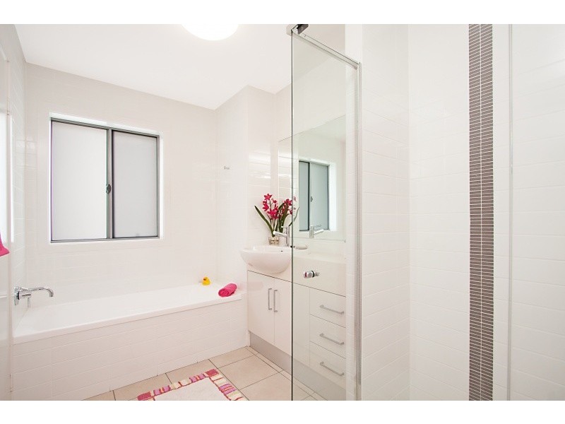 7/19 Dixon Street, Coolangatta QLD 4225