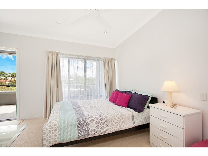 7/19 Dixon Street, Coolangatta QLD 4225