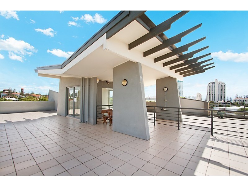 7/19 Dixon Street, Coolangatta QLD 4225