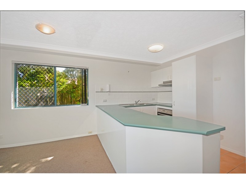 1/42 Rutledge Street, Coolangatta QLD 4225