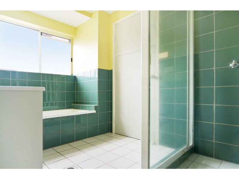 10/18 Garrick Street, Coolangatta QLD 4225