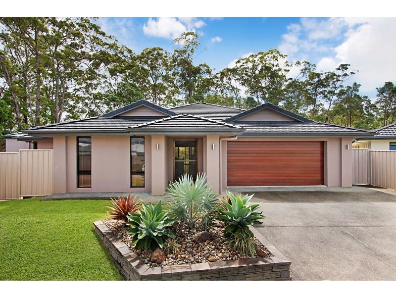 6 Musgrave Court, Banora Point NSW 2486