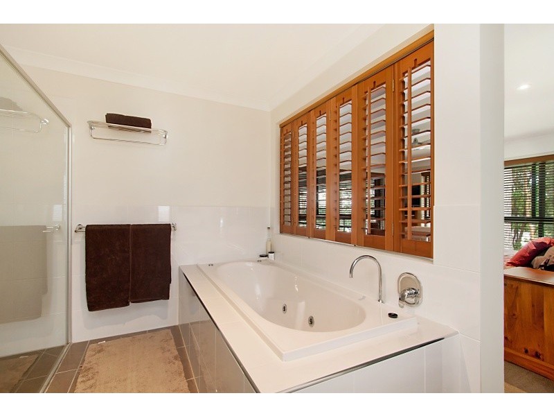 6 Musgrave Court, Banora Point NSW 2486