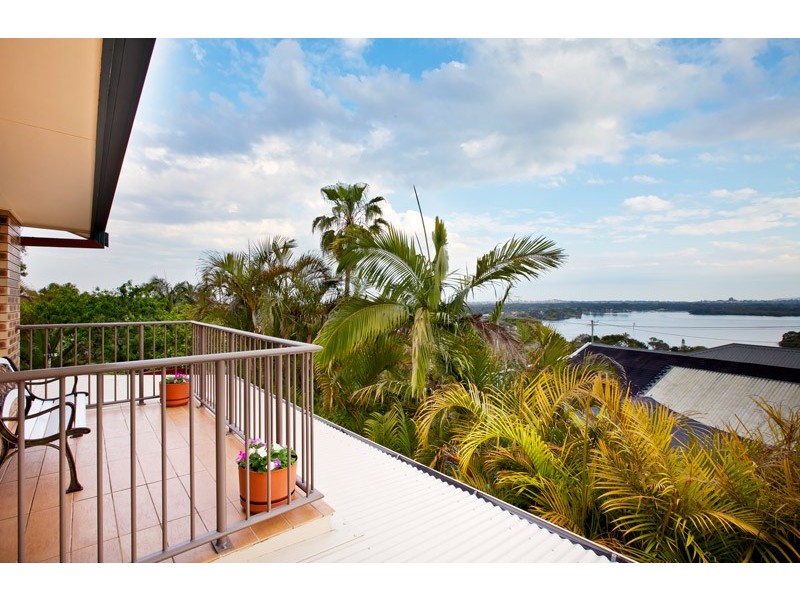 2/11 Echuca Crescent, Banora Point NSW 2486