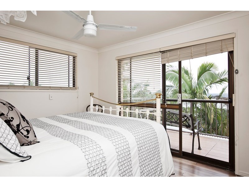 2/11 Echuca Crescent, Banora Point NSW 2486