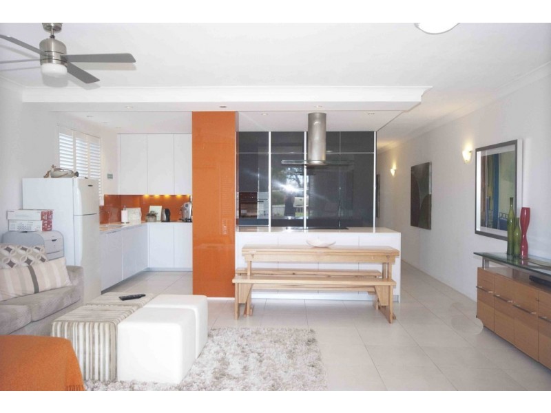 1/34 Pacific Parade, Bilinga QLD 4225