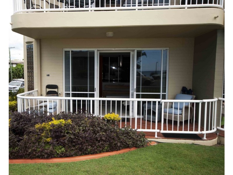 1/34 Pacific Parade, Bilinga QLD 4225