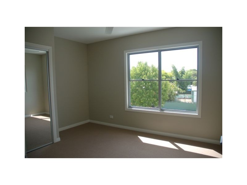 2/32 Korina Ave, Kirra QLD 4225