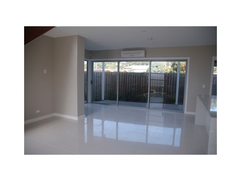 2/32 Korina Ave, Kirra QLD 4225