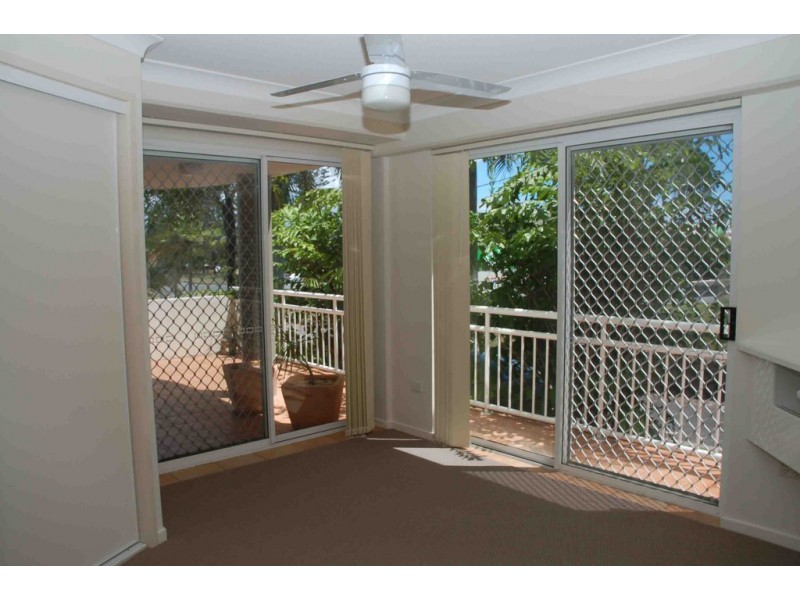 18/102-112 Musgrave Street, Kirra QLD 4225