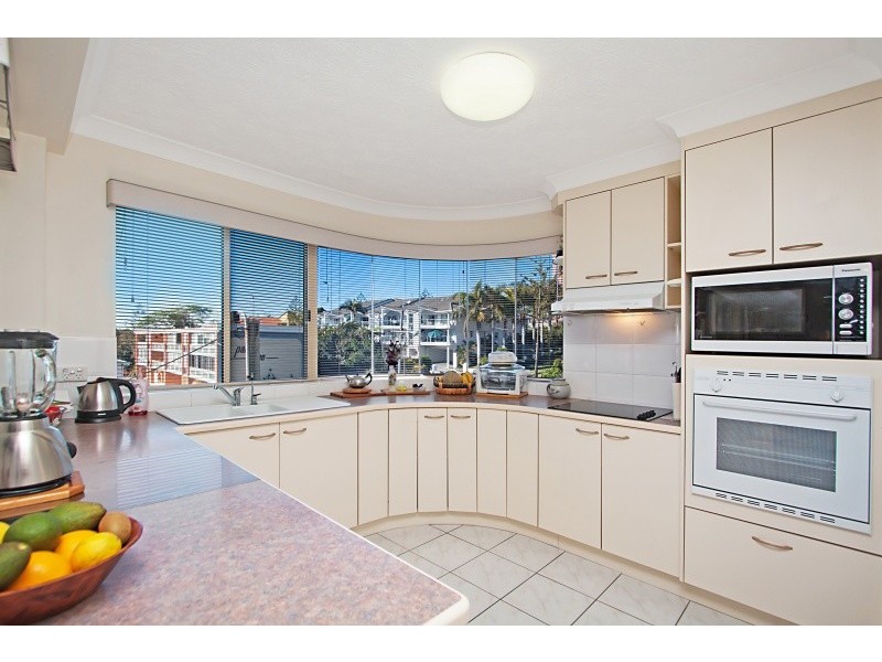 6/43-45 McLean Street, Coolangatta QLD 4225