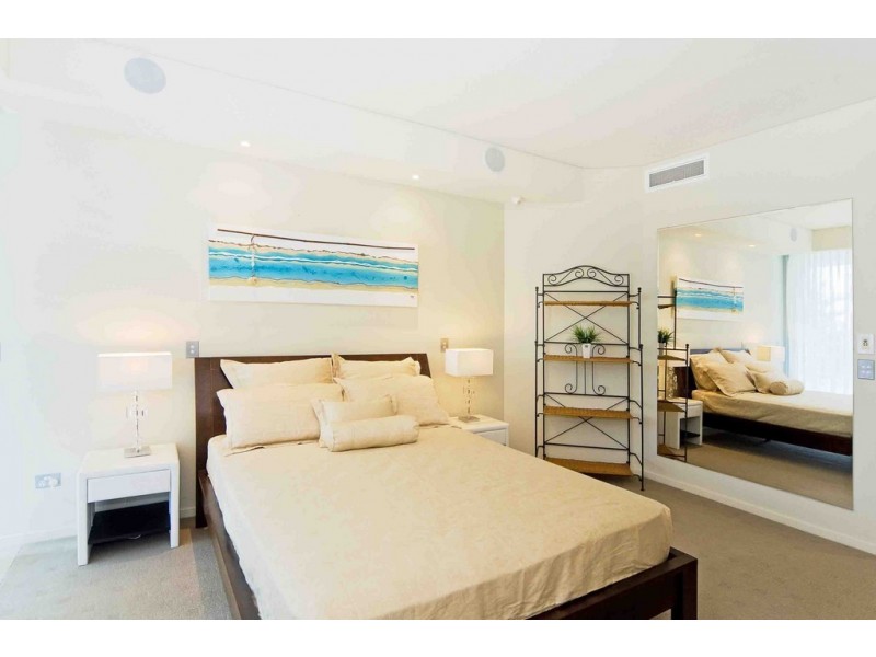 1/129 Musgrave Street, Coolangatta QLD 4225