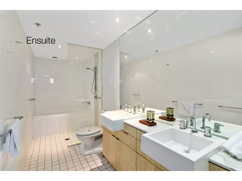 1102/3 McLean Street (Lot 1102 on SP153561), Coolangatta QLD 4225