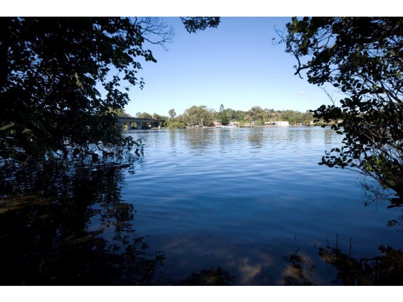 2/43 Blue Waters Crescent, Tweed Heads West NSW 2485