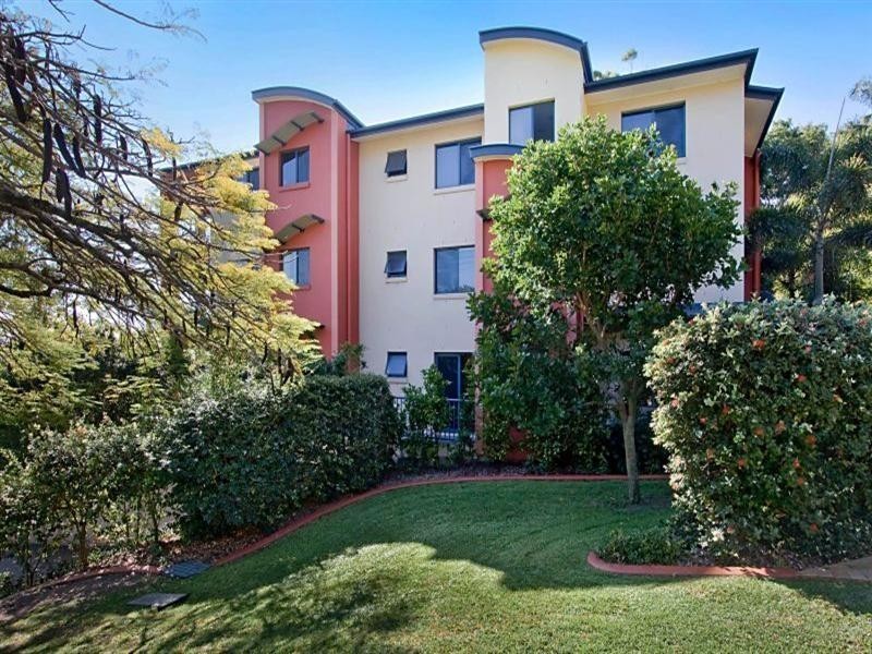 8/7 Stapylton Street, Coolangatta QLD 4225