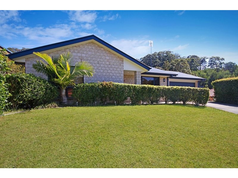 17 Silkwood Terrace, Tweed Heads West NSW 2485