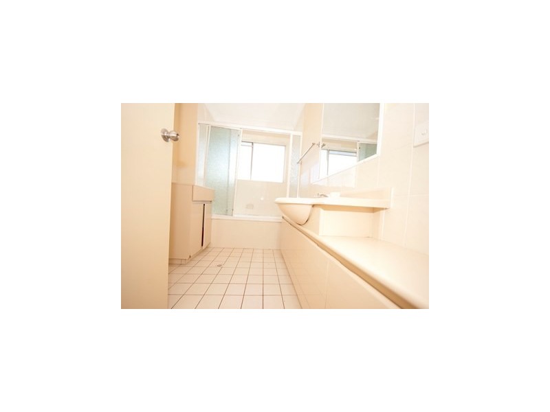 24/31-33 Dutton Street, Coolangatta QLD 4225