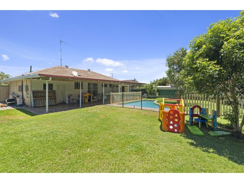 9 Blue Water Crescent, Tweed Heads West NSW 2485